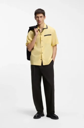 Hose in Modern-Fit aus Stretch-Baumwoll-Seersucker