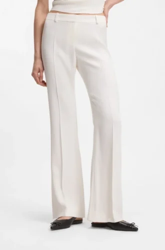 Hose in Regular-Fit mit ausgestelltem Bein
