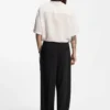 Hose mit Bundfalten und Whipstitch-Details