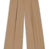 Hose mit Gürtelschlaufe und Bundfalten