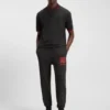 HUGO x RB Poloshirt mit Bullen-Logo-Aufnäher