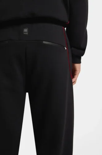 HUGO x RB Stretch-Baumwoll-Jogginghose mit Stier-Motiv