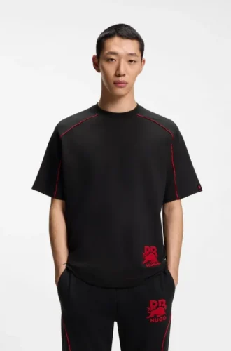 HUGO x RB T-Shirt aus Baumwollmischung mit kontrastierenden Paspeln