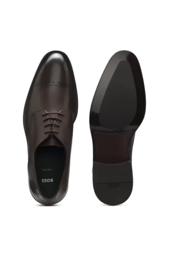In Italien gefertigte Derby-Schuhe aus Leder mit Zehenkappe