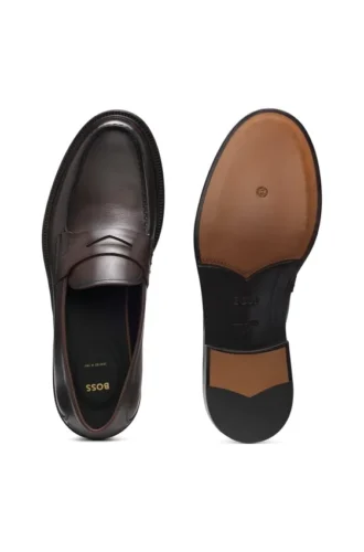 In Italien gefertigte Loafer aus weichem Leder