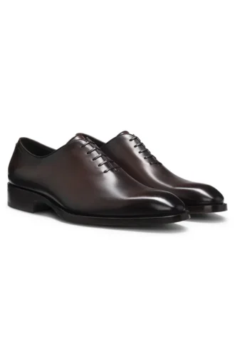 In Italien gefertigte Oxford-Schuhe aus poliertem Leder