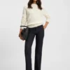 Indigo-farbene Slim-Fit-Jeans aus Stretch-Denim