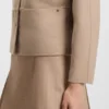 Jacke in lockerer Passform mit Knopfleiste