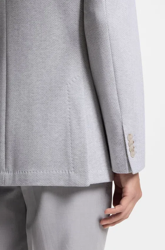 Jacke in Regular-Fit mit Fischgrätenmuster aus einer Baumwollmischung Jacke in Regular-Fit mit Fischgrätenmuster aus einer Baumwollmischung