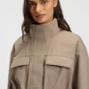 Jacke mit geraffter Taille und wasserabweisender Ausrüstung