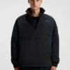 Jacke mit Kontrastpaspeln und wasserabweisender Beschichtung
