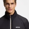 Jacke mit Kontrastpaspeln und wasserabweisender Beschichtung Jacke mit Kontrastpaspeln und wasserabweisender Beschichtung