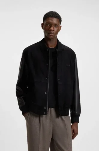 Jacke mit Lederärmeln aus Wildleder