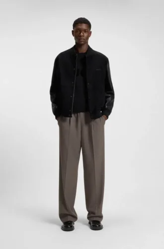 Jacke mit Lederärmeln aus Wildleder