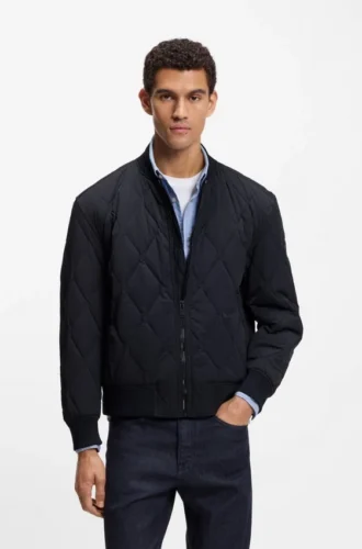 Jacke mit Zwiebel-Steppmuster und wasserabweisender Ausrüstung