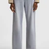 Jeans in lockerer Passform aus grau-blauem Denim