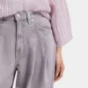 Jeans in lockerer Passform mit weitem Bein