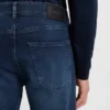 Jeans in Maine-Blau mit Regular-Fit aus Soft-Touch-Denim