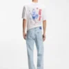 Jeans in Regular-Fit aus hellblauem Denim