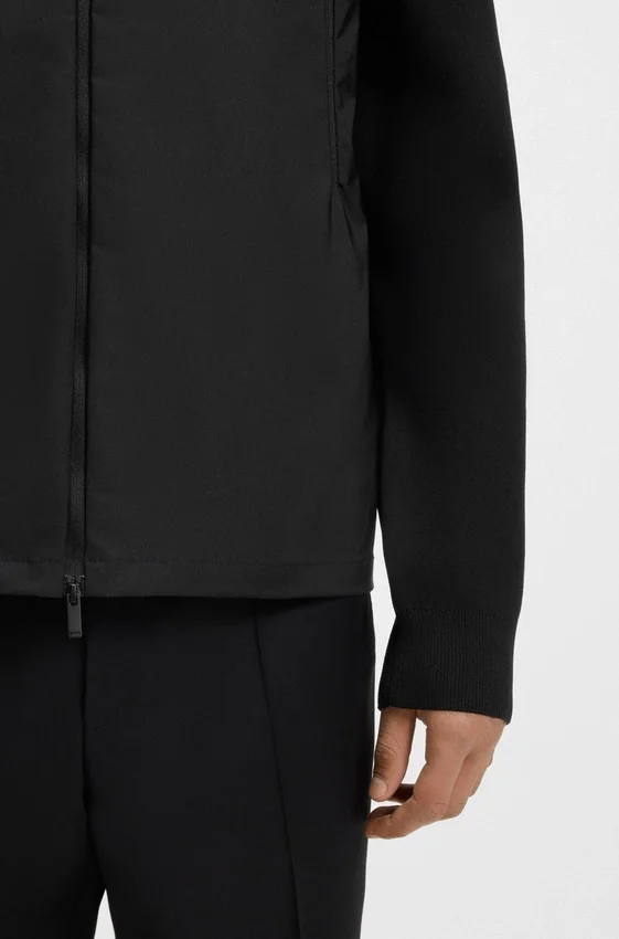 Kapuzenjacke in Regular-Fit mit Wetterschutz Kapuzenjacke in Regular-Fit mit Wetterschutz