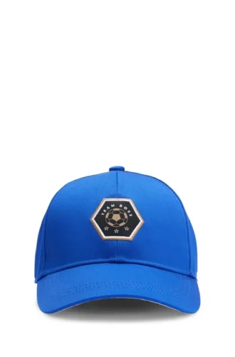 Kinder-Cap mit charakteristischen Details