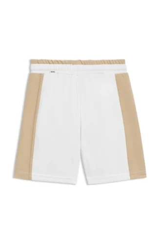 Kinder-Shorts mit Logo-Print und Einsätzen an den Seitennähten
