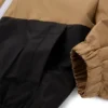Kinder-Windjacke mit Logo-Print und wasserabweisender Beschichtung Kinder-Windjacke mit Logo-Print und wasserabweisender Beschichtung