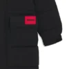 Kinderjacke mit Kapuze und Logo-Aufnäher Kinderjacke mit Kapuze und Logo-Aufnäher
