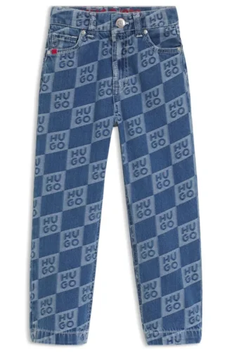 Kinderjeans in Blau mit Jacquard-Muster aus übereinanderliegenden Logos