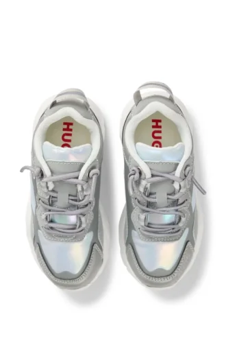 Kindersneaker aus Kunstleder und Taft