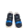 Kindersneaker aus Leder mit Klettverschlussriemen mit Markenlogo