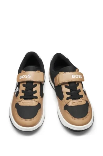 Kindersneaker aus verschiedenen Materialien mit Leder und gewachstem Canvas