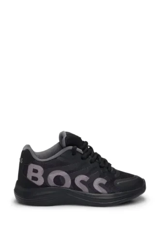 Kindersneaker mit Logo im 3D-Effekt