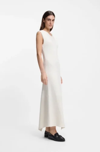 Kleid aus Bouclé-Garn in schmaler Passform