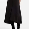 Kleid aus Crêpe mit Schlüssellochausschnitt