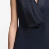 Kleid im Smoking-Stil mit drapiertem Revers