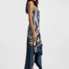 Kleid mit asymmetrischem Saum aus bedrucktem Twill