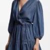 Kleid mit Ballonärmeln und Wickelausschnitt