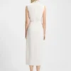 Kleid mit Drapierungsdetails und Stehkragen