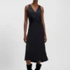 Kleid mit geraffter Vorderseite aus Crinkle-Satin