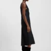 Kleid mit geraffter Vorderseite aus Crinkle-Satin