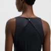 Kleid mit geraffter Vorderseite aus Crinkle-Satin