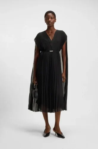 Kleid mit Gürtel aus Crinkle-Chiffon