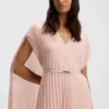 Kleid mit Gürtel aus Crinkle-Chiffon
