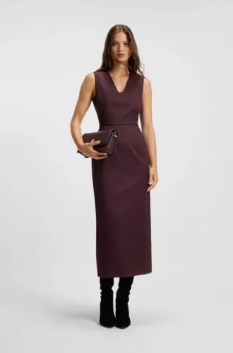 Kleid mit Paspelierung am Bund aus Schurwolle