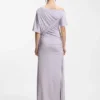 Kleid mit Raffungen in schmaler Passform