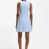 Kleid mit V-Ausschnitt und Nahtdetails