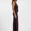 Kleid mit Wasserfallausschnitt und Metallverzierung am Rücken