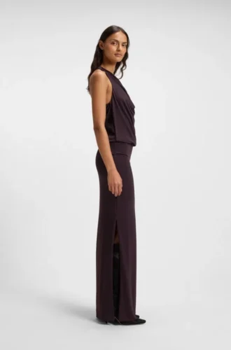 Kleid mit Wasserfallausschnitt und Metallverzierung am Rücken