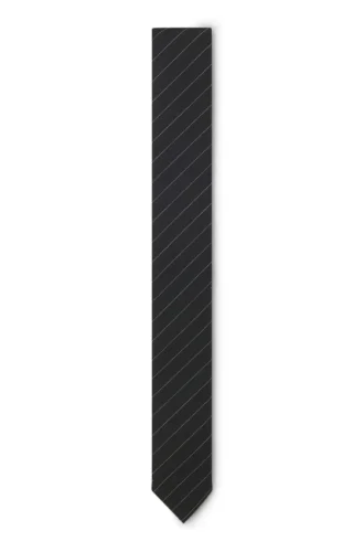 Krawatten mit diagonalen Streifen